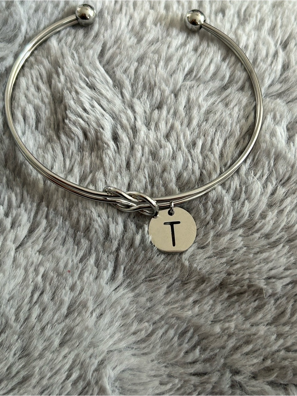 🔥$2 Silver Initial 'T' Knot Bangle Bracelet - Women Jewelry